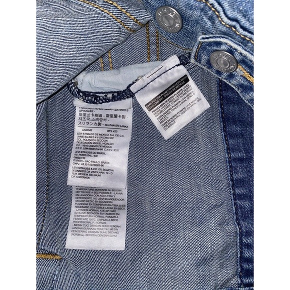Levi's Original Trucker Blue Denim Jean Jacket Size Medium - Picture 7 of 9